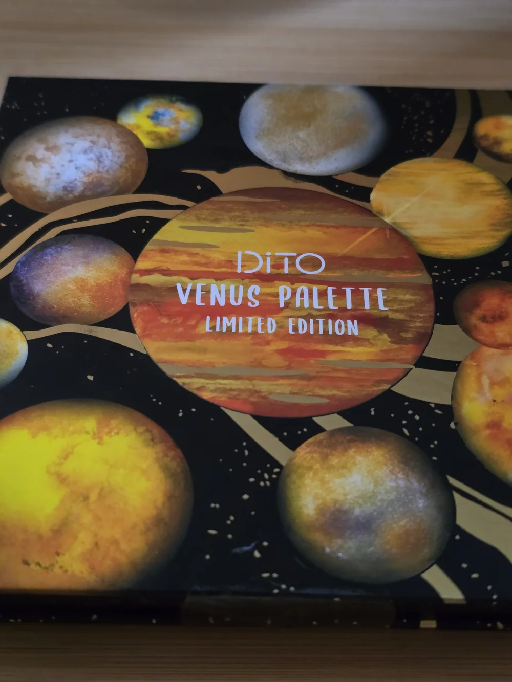 New DITO LIMITED EDITION VENUS 12 Shade Palette